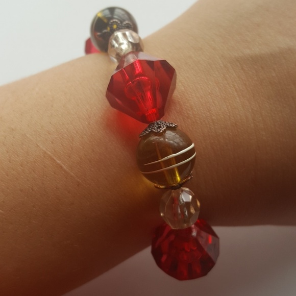 🛑🚥 💎Show Stopper Statement Bracelet 💛🛑 - Picture 3 of 4